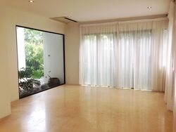 First Avenue (D10), Detached #596432331